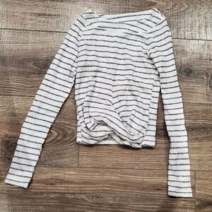 Girls Abercrombie Kids Long Sleeve Shirt Size 7-8 White and Black Striped Tee